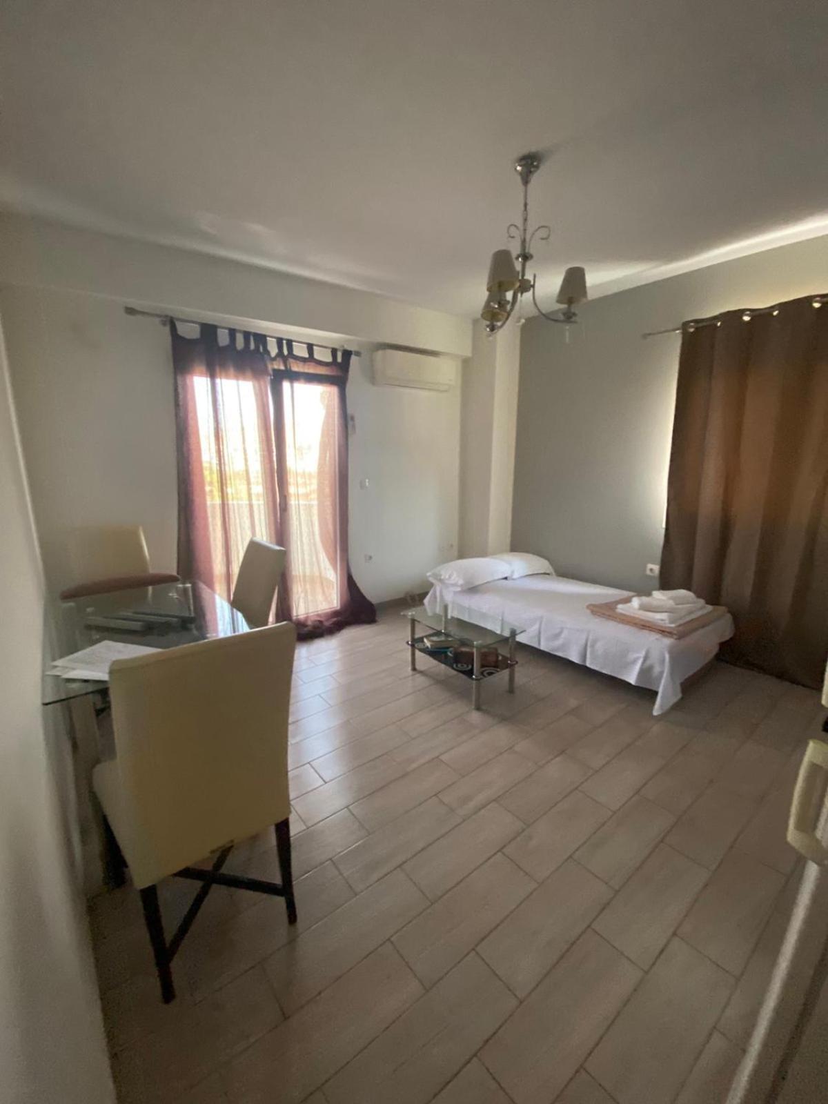 Αρέθουσα Fourth Floor ! Apartment Chalkida Luaran gambar