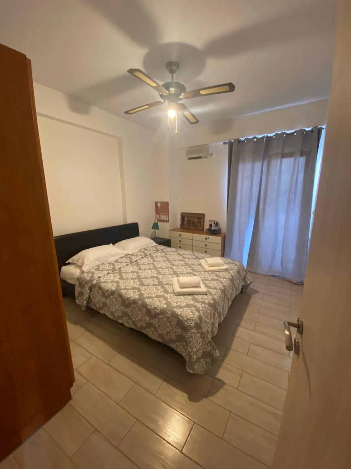 Αρέθουσα Fourth Floor ! Apartment Chalkida Luaran gambar